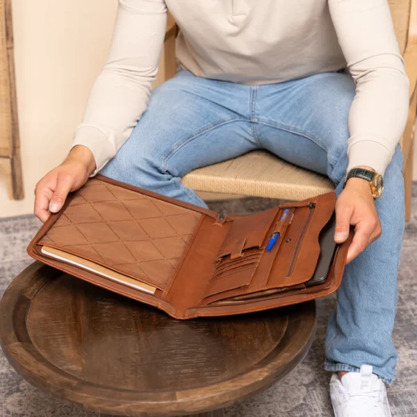 C40105231-chesterfieldbags-leather-document-case-cognac-barnet-2