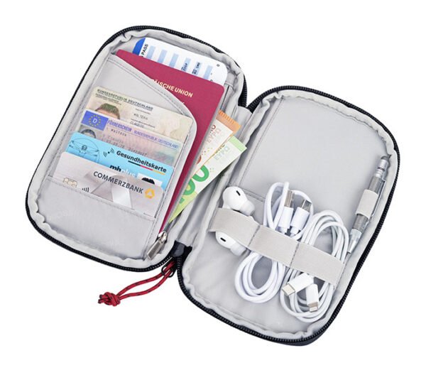 troika-business-tech-traveller-bbg66-3 troika-business-tech-traveller-bbg66-3